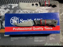 Smith Wesson kit survivor
