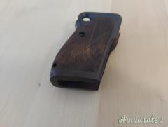 Guancette originali in legno per pistola  Beretta mod. 952