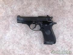 Pistola Beretta 85bb cal 9x17 ottime condizioni  per info contattaci