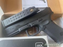 Glock 17 gen 5 UMAREX cal. 6mm bbs