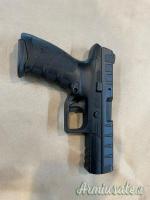 Beretta APX 9x21
