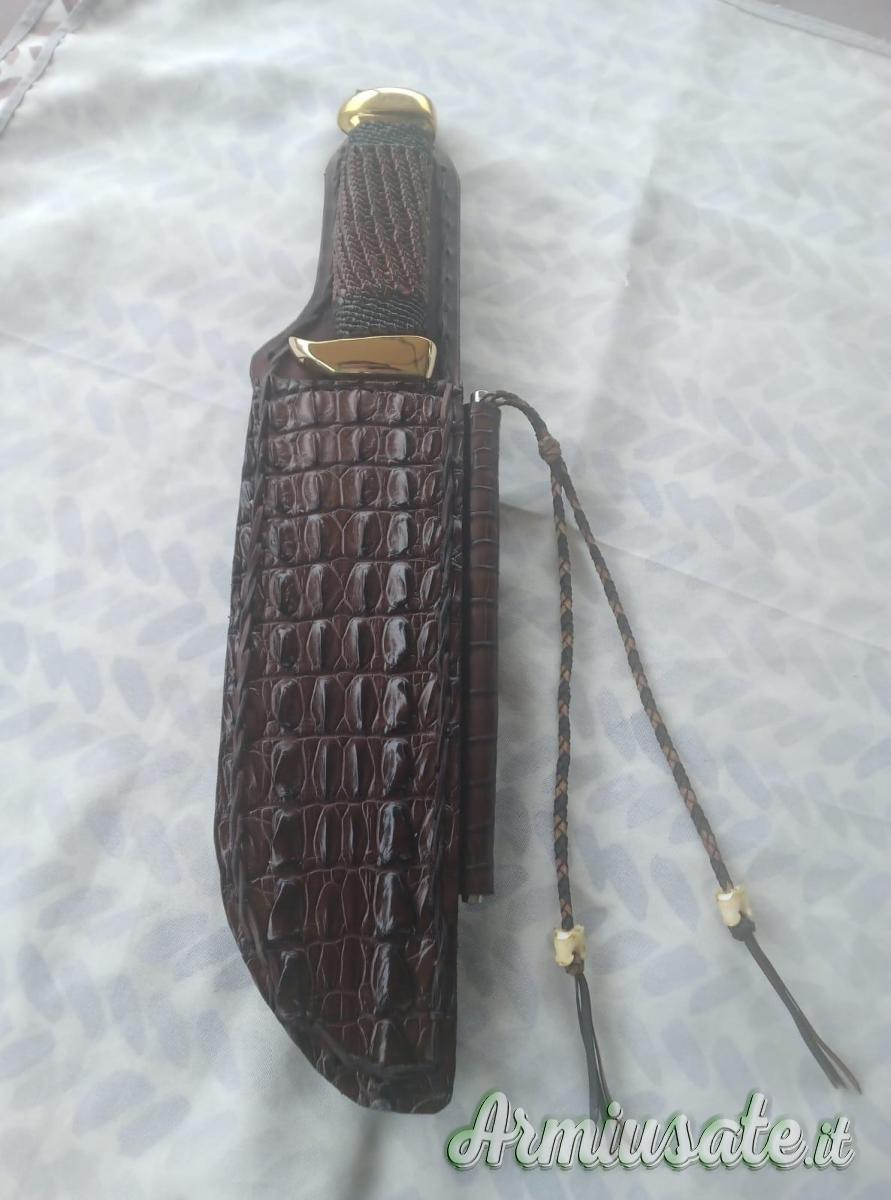 Coltello Dundee fatto sul progetto del vero Dundee knife dal forgiatore statunitense EARL BLACKMORE Coltello Dundee fatto sul progetto del vero Dundee knife dal forgiatore statunitense EARL BLACKMORE