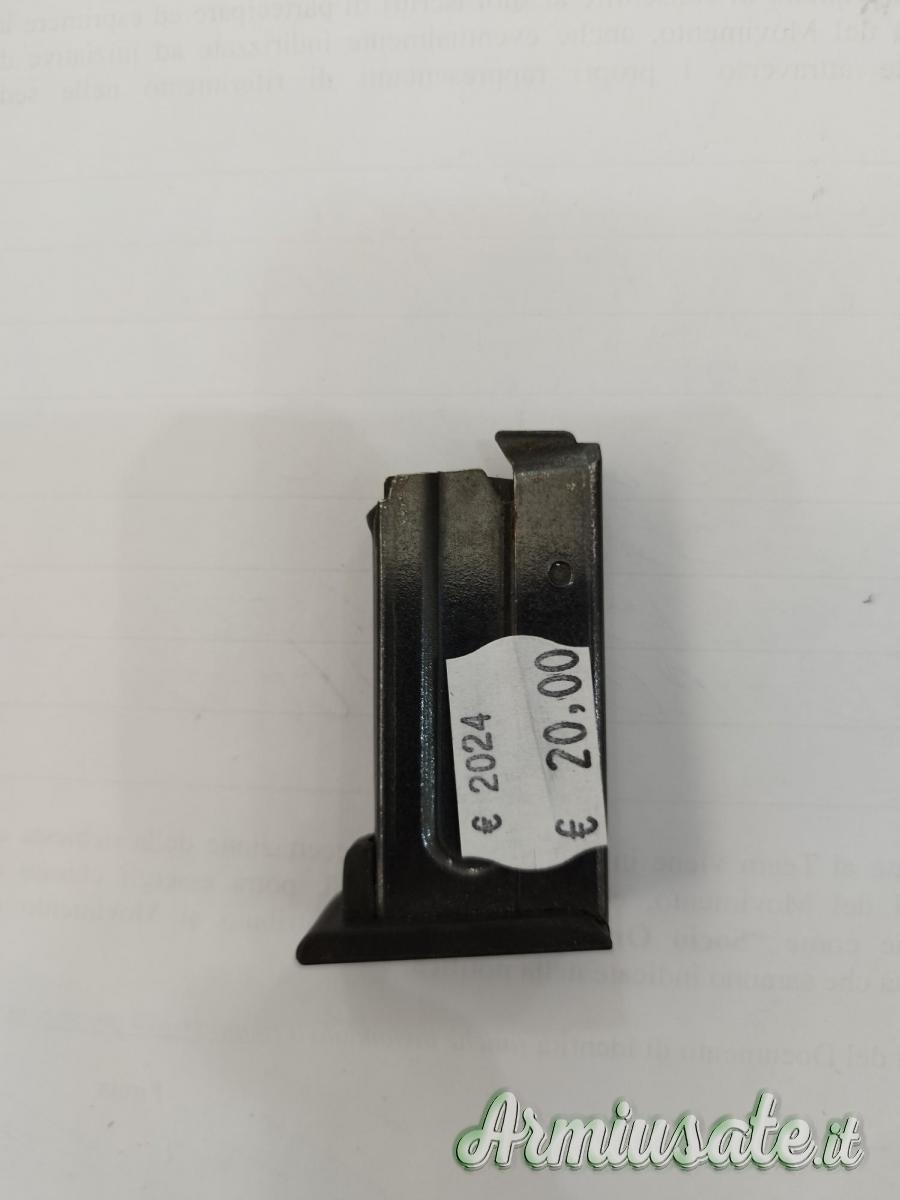 PER PISTOLA SEMIAUT. MARCA PARDINI MOD. GP/SP CAL. 22LR DA 5 COLPI (NUOVO) PER PISTOLA SEMIAUT. MARCA PARDINI MOD. GP/SP CAL. 22LR DA 5 COLPI (NUOVO)
