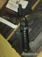 Lanciagranate GP-30 king Arms con 1 granata inclusa. Condizioni pari al nuovo