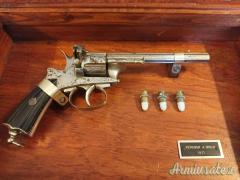 Revolver a spillo del 1811