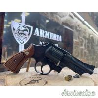 Smith & Wesson