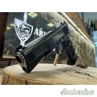 Smith & Wesson