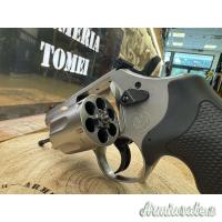 Smith & Wesson