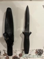 Vendo stock di coltelli