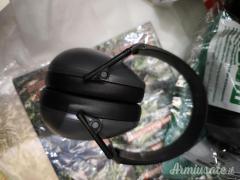 Cedo cuffie nuove mai adoperate