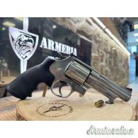 Smith & Wesson