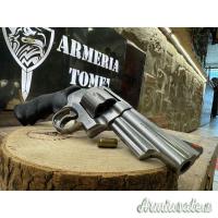 Smith & Wesson
