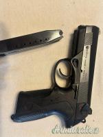 Beretta px4  9x21mm IMI
