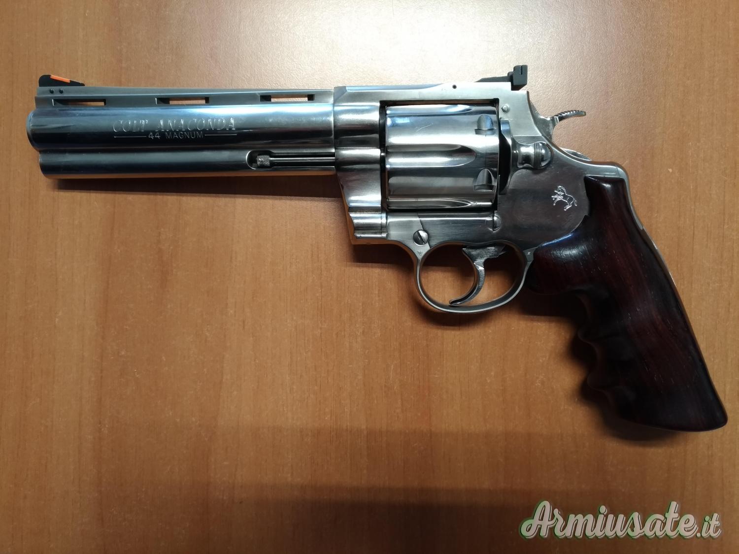 Colt Anaconda 44 magnum Colt Anaconda 44 magnum