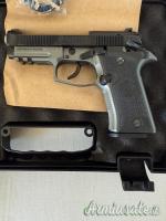 Beretta 80 X .380 ACP  | 9x17mm Browning Short