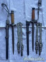 Lotto di 4 daghe originali tedesche WWII da collezione