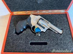 RARO REVOLVER, SMITH & WESSON, 940 CENTENNIAL, CAL. 9 PARA