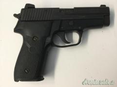 SIG-Sauer P228 9x21mm IMI