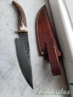Coltello caccia o collezione