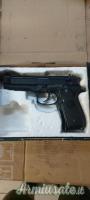 Vendo beretta 92 green gas