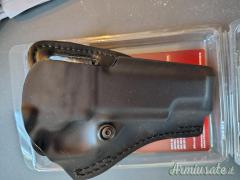 VENDUTA Fondina SAFARILAND per Colt 1911 e cloni, nuova mai usata, nel suo imballaggio.