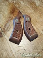 Guancette originali in legno S&W ( ignoto il mod)