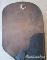 due fondine militari, un per pistola Walther modello PP - l'altra per pistola P38