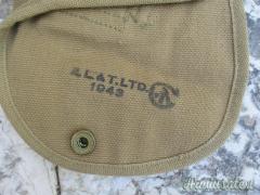 Lotto di originali fondine britanniche WW1 - WW2 - per revolver e porta munizioni