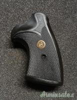 Smith & Wesson