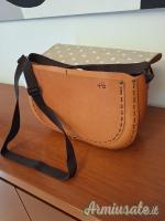 Borse in pelle/ cuoio.