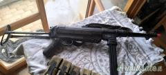 Vendo MP40 Agm con portapcaricatori