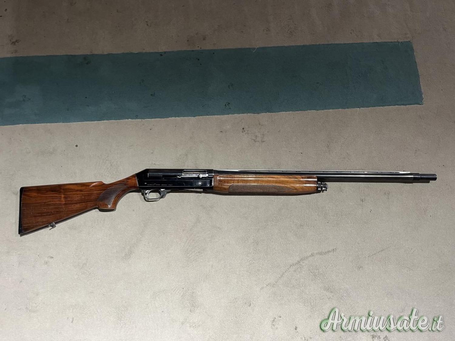 Semiautomatico Benelli Raffaello 121 cal.12 Semiautomatico Benelli Raffaello 121 cal.12