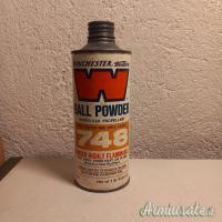 Lattine polvere del secolo scorso vuote