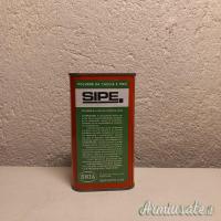 Lattine polvere del secolo scorso vuote