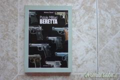 libro Pistole militari Beretta