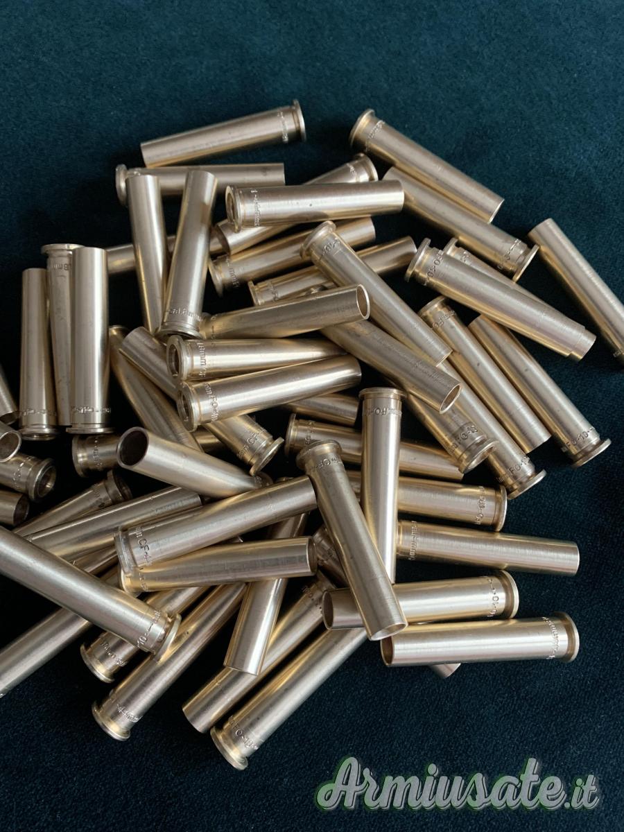 Bossoli ottone nuovi vuoti cal. 8/46 flobert per innesco FIOCCHI 614 -615 o simili. Bossoli ottone nuovi vuoti cal. 8/46 flobert per innesco FIOCCHI 614 -615 o simili.