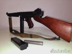 THOMPSON M1