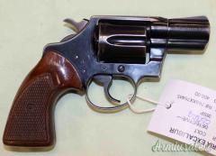 Revolver Colt Cobra Calibro  38SP.