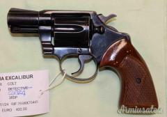 Revolver Colt Cobra Calibro  38SP.