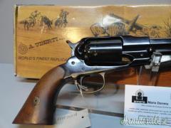 UBERTI mod. Remimgton 1858 cal. 44 ad avancarica UBERTI mod. Remimgton 1858 cal. 44 ad avancarica