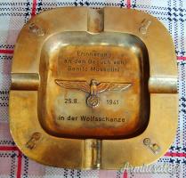 Posacenere per visita Mussolini in “WOLFSSCHANZE” 25.8.1941 con expertise (GERMANIA WW2)