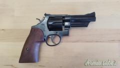 Smith & Wesson