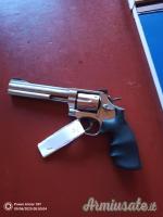 S&W 617 .22 LR Long Rifle