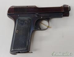 Pistola Beretta 1915