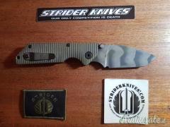 Strider Knives - GB Tiger Stripe OD Green - Coltello nuovo Strider Knives - GB Tiger Stripe OD Green - Coltello nuovo