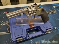 Smith & Wesson 629-6 .44 Remington Magnum