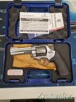 Smith and Wesson 629-6 .44 Remington Magnum