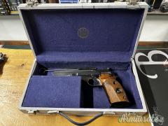 Beretta Mod. 76 .22 LR con custodia