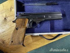 Beretta Mod. 76 .22 LR con custodia