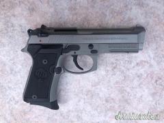 Pistola Beretta 92fs compact inox cal 9x21 ARMA NUOVA IN SUPER OFFERTA usata solo per esposizione